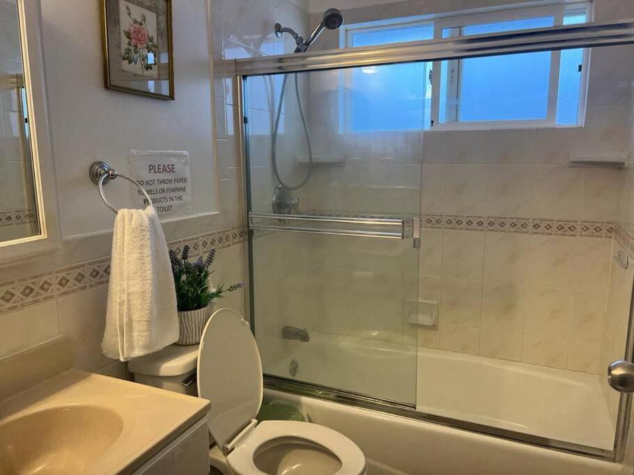 Affordable Private Rooms With Shared Bath Kitchen Near Sfo Daly City Dış mekan fotoğraf