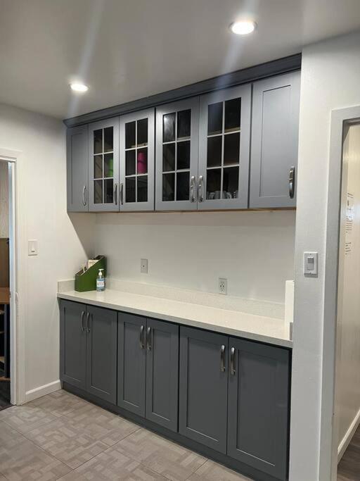 Affordable Private Rooms With Shared Bath Kitchen Near Sfo Daly City Dış mekan fotoğraf