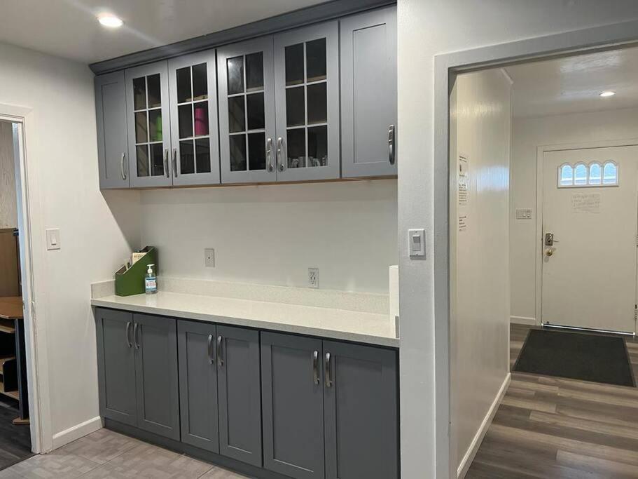 Affordable Private Rooms With Shared Bath Kitchen Near Sfo Daly City Dış mekan fotoğraf